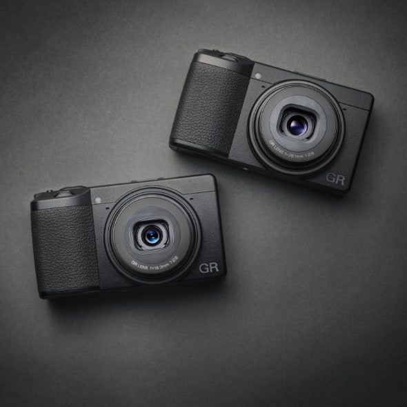 RICOH GR カメラセット Amazon | RICOH GR IIIx デジタルカメラ 【焦点距離 40mm / 24.2