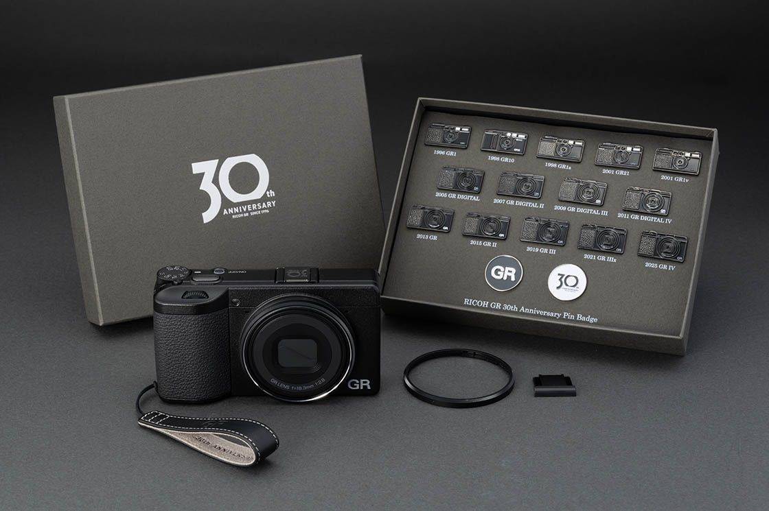 RICOH GR IV 30th Anniversary Edition Kit