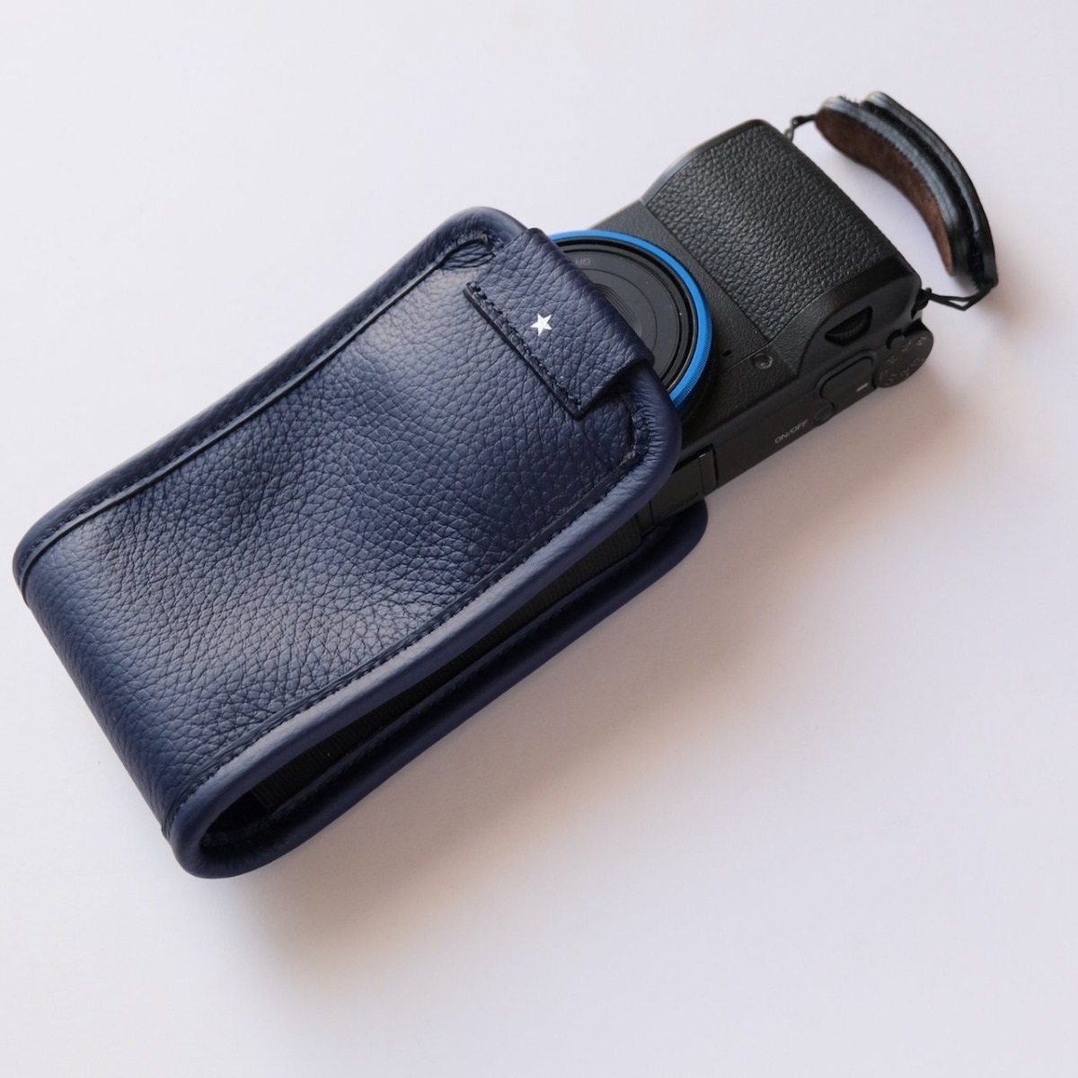 INDUSTRIA  縦型GRスリーブ ブラック IND-GRVSV-BLK